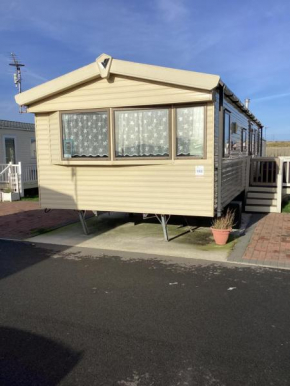 Towyn Golden Gate Rentals 153
